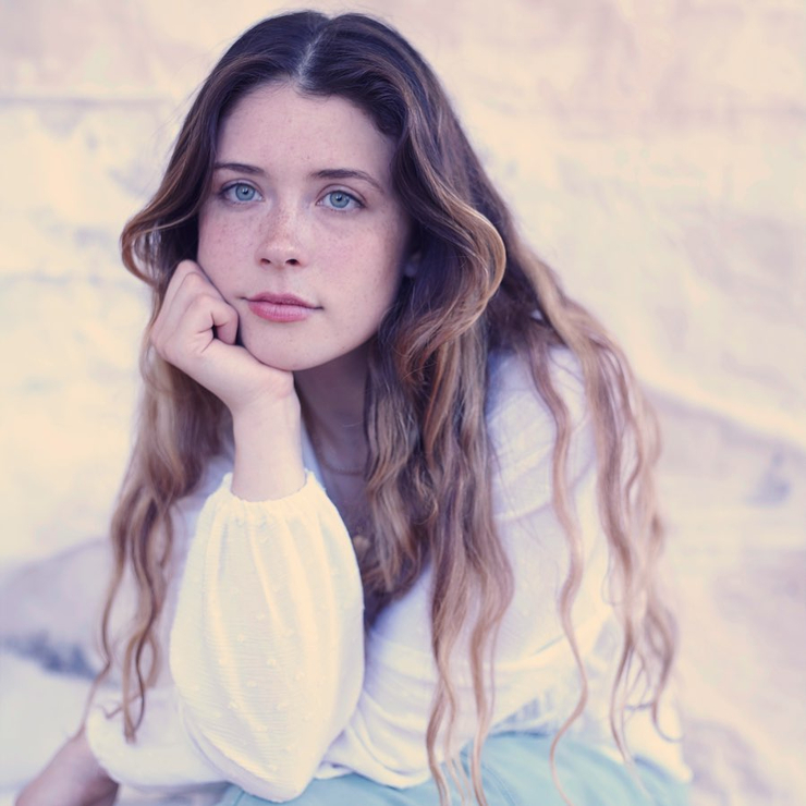 Mia Tomlinson