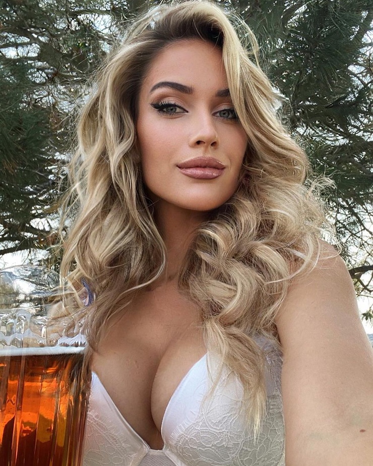 Paige Spiranac Paige Spiranac