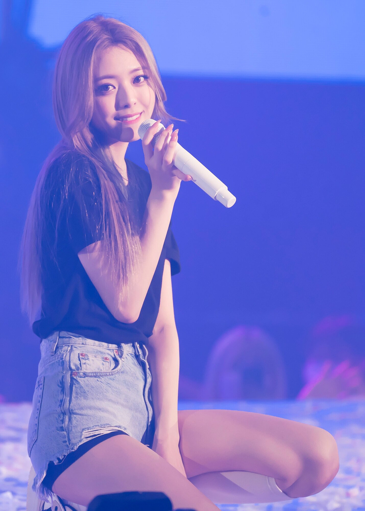 Shin Yuna