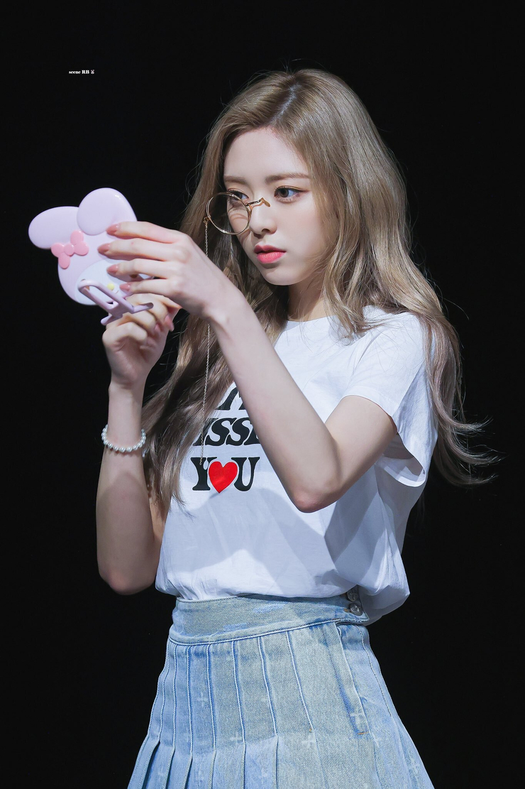 Shin Yuna