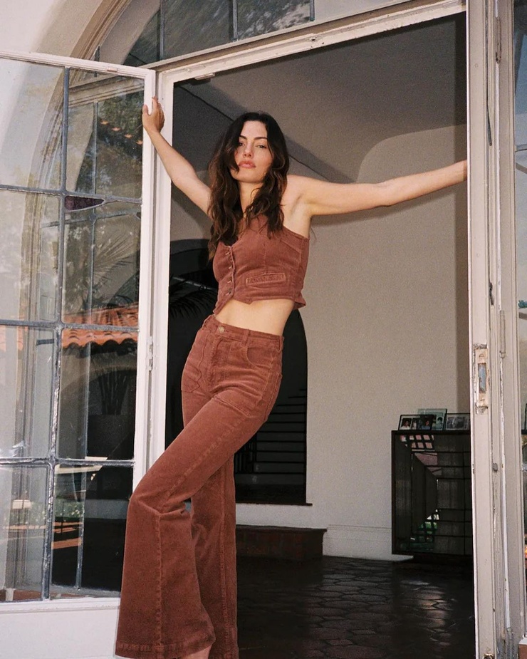 Phoebe Tonkin
