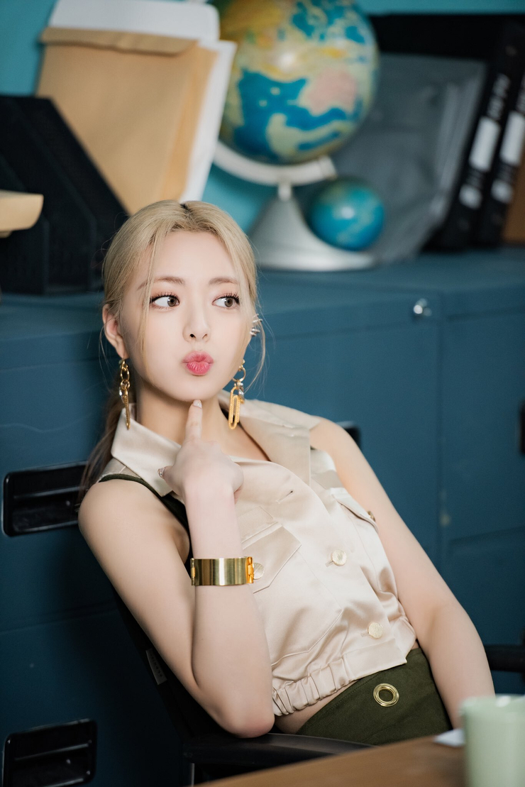 Shin Yuna