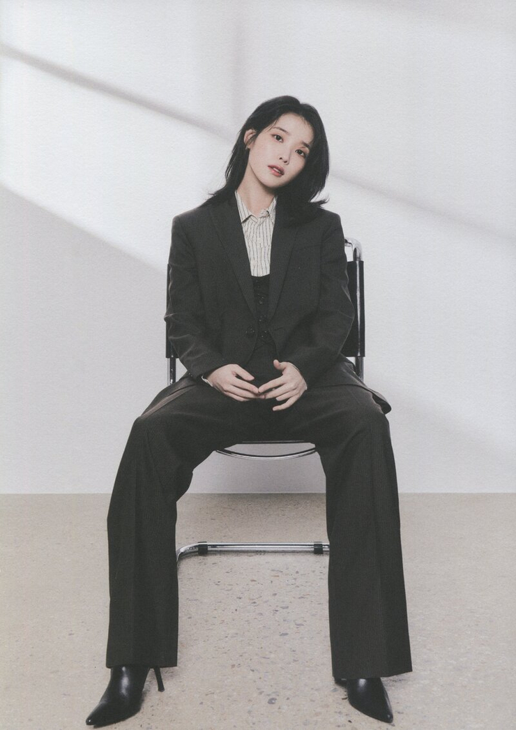 IU