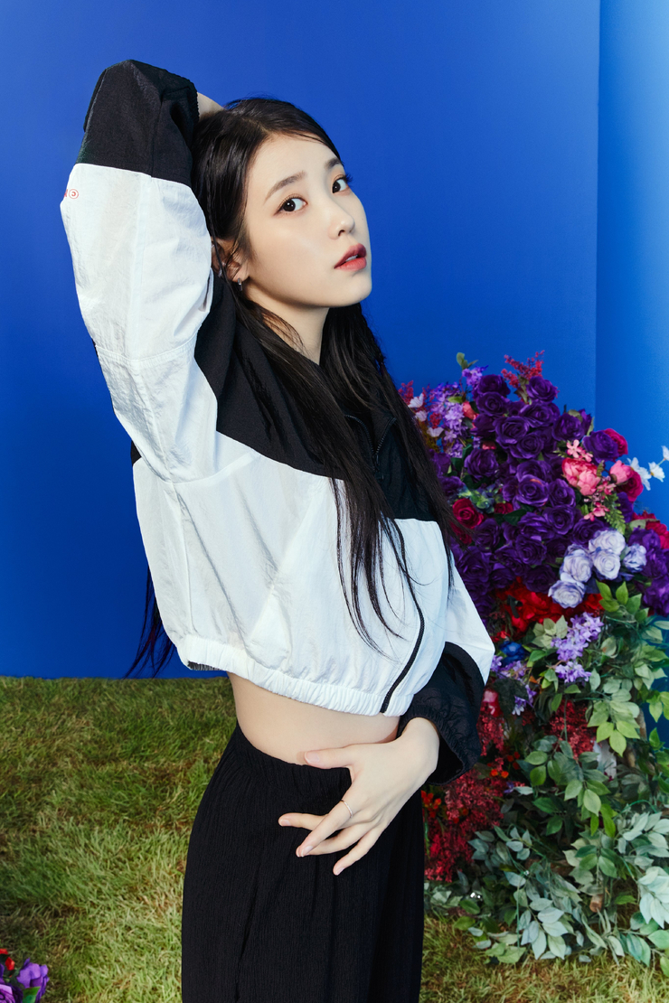 IU