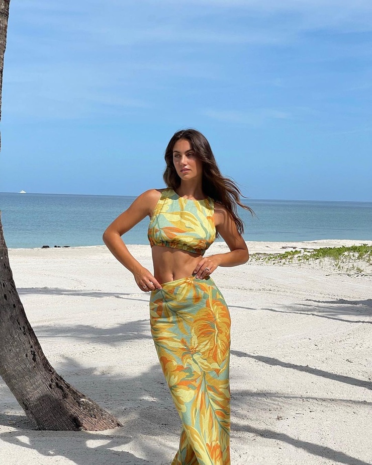 Stephanie Rayner