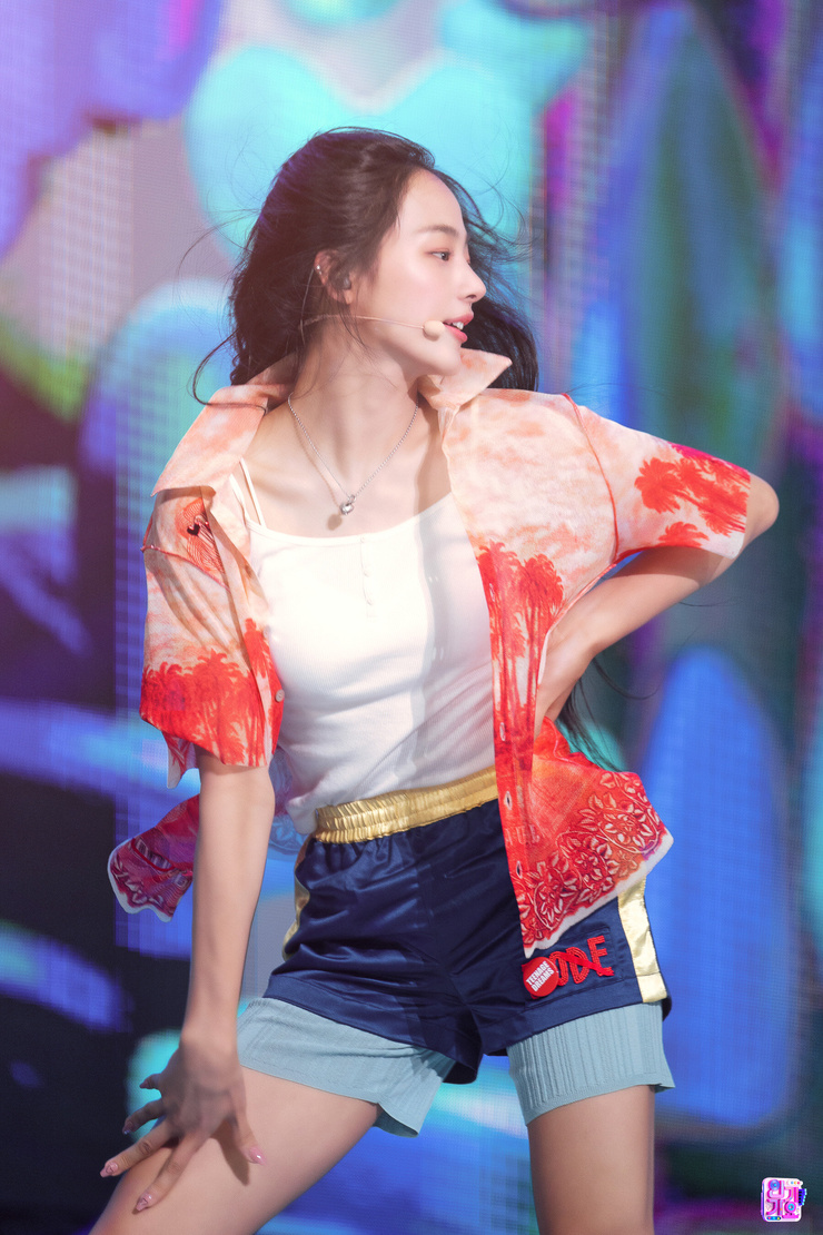 Minji Kim