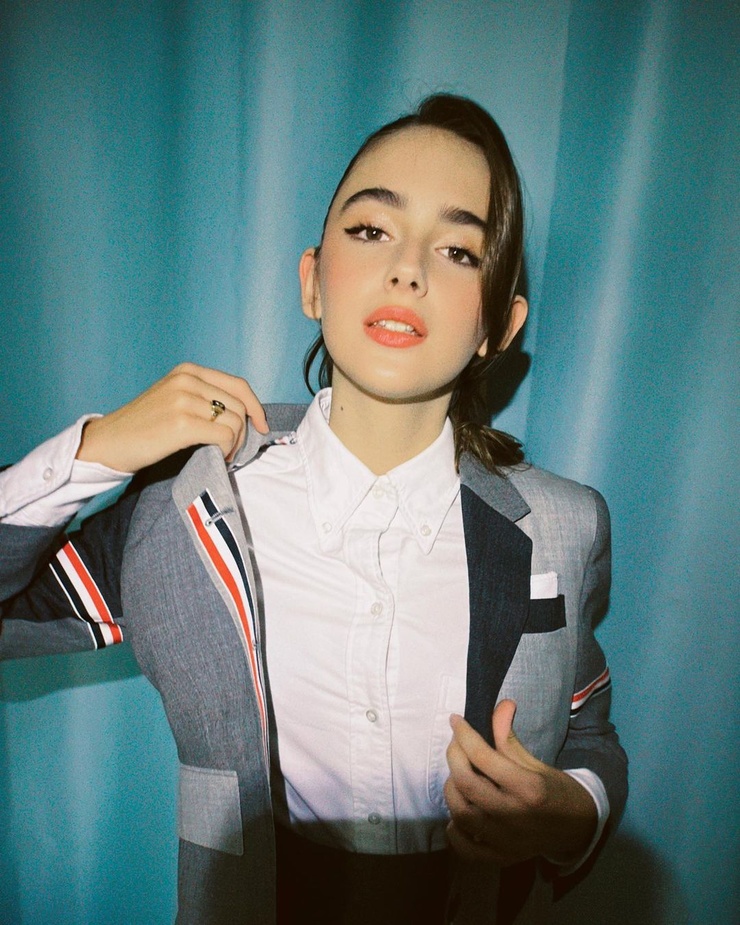 Picture of Julia Butters