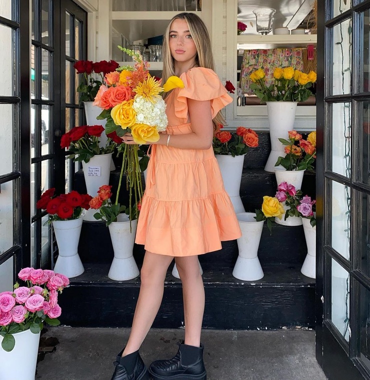 Alexa Nisenson
