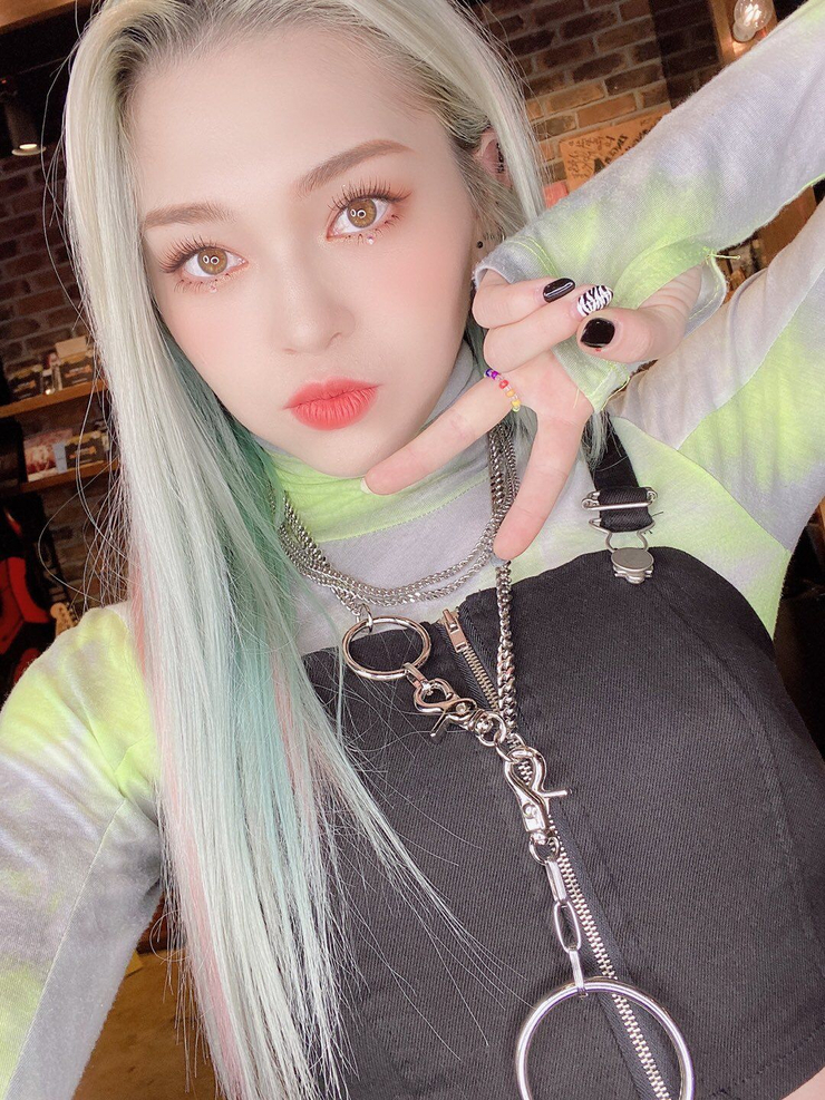 AleXa