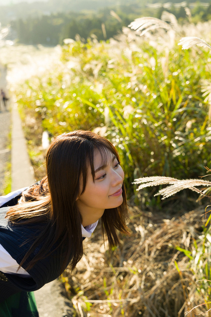 Picture of Asuka Kawazu