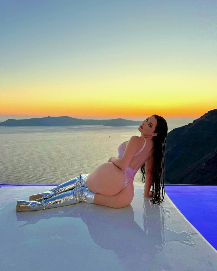 Demi Rose Demi Rose