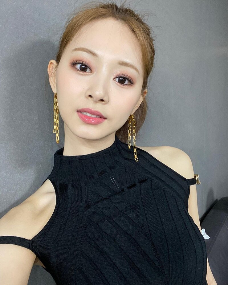 Chou Tzu-yu (Tzuyu)