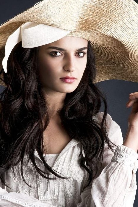 Selin Demiratar