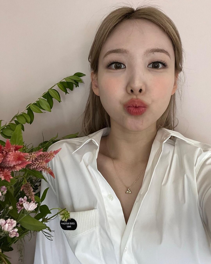 Im Nayeon