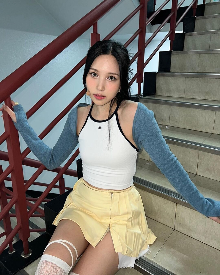Myoui Mina