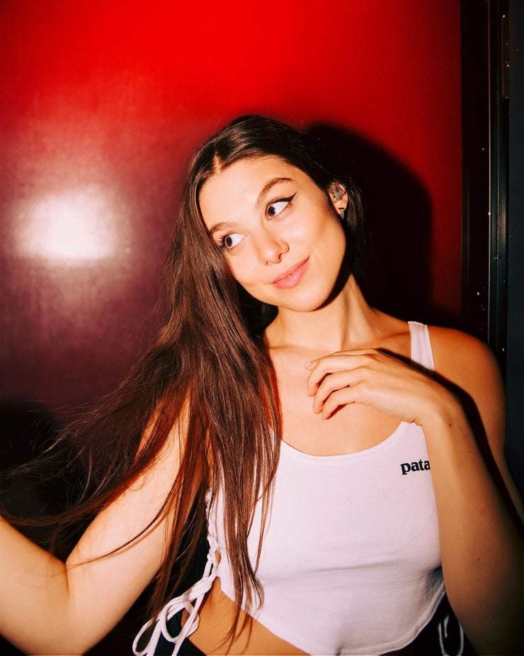 Kira Kosarin