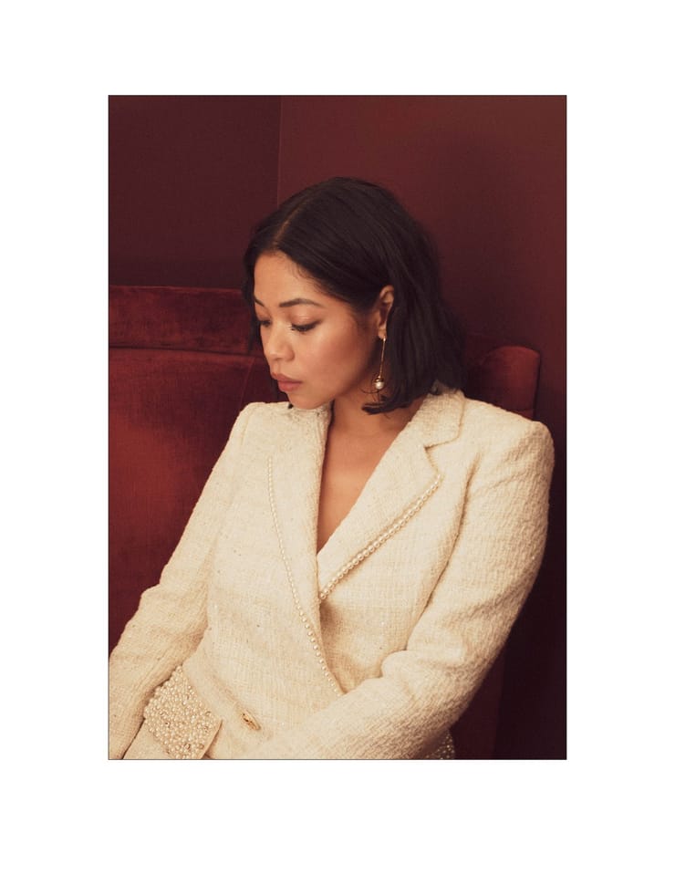 Eva Noblezada