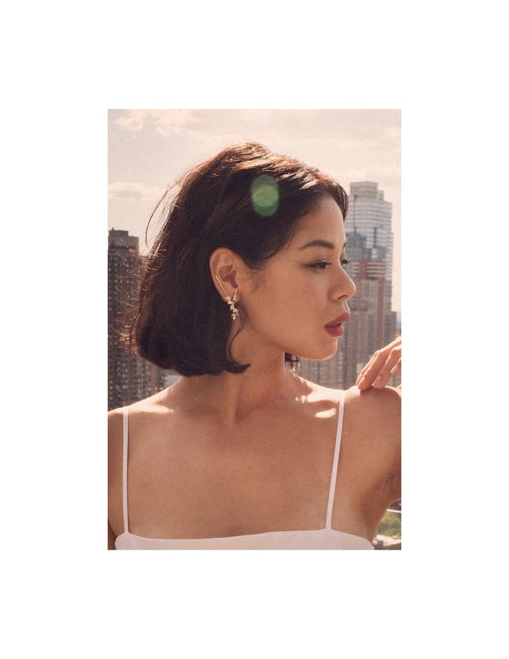 Eva Noblezada