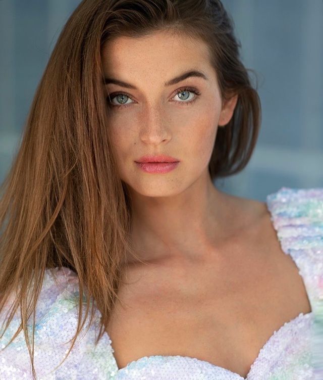 Anna Zayachkivska Anna Zayachkivska