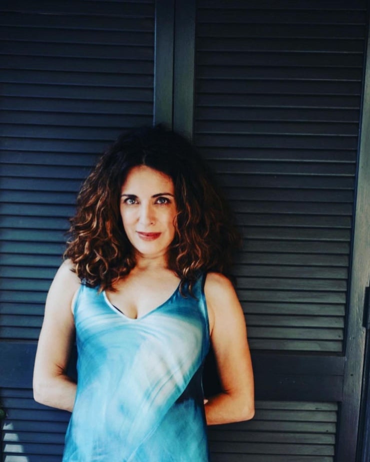 Picture of Alanna Ubach