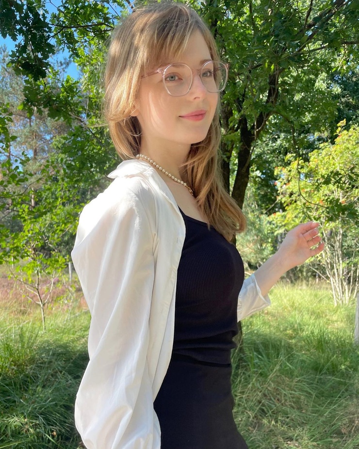 Ella Freya