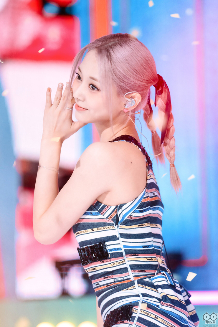 Chou Tzu-yu (Tzuyu)