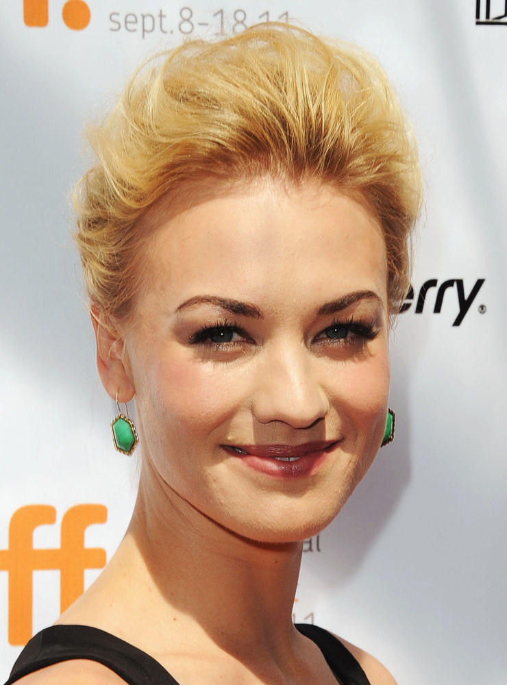 Yvonne Strahovski