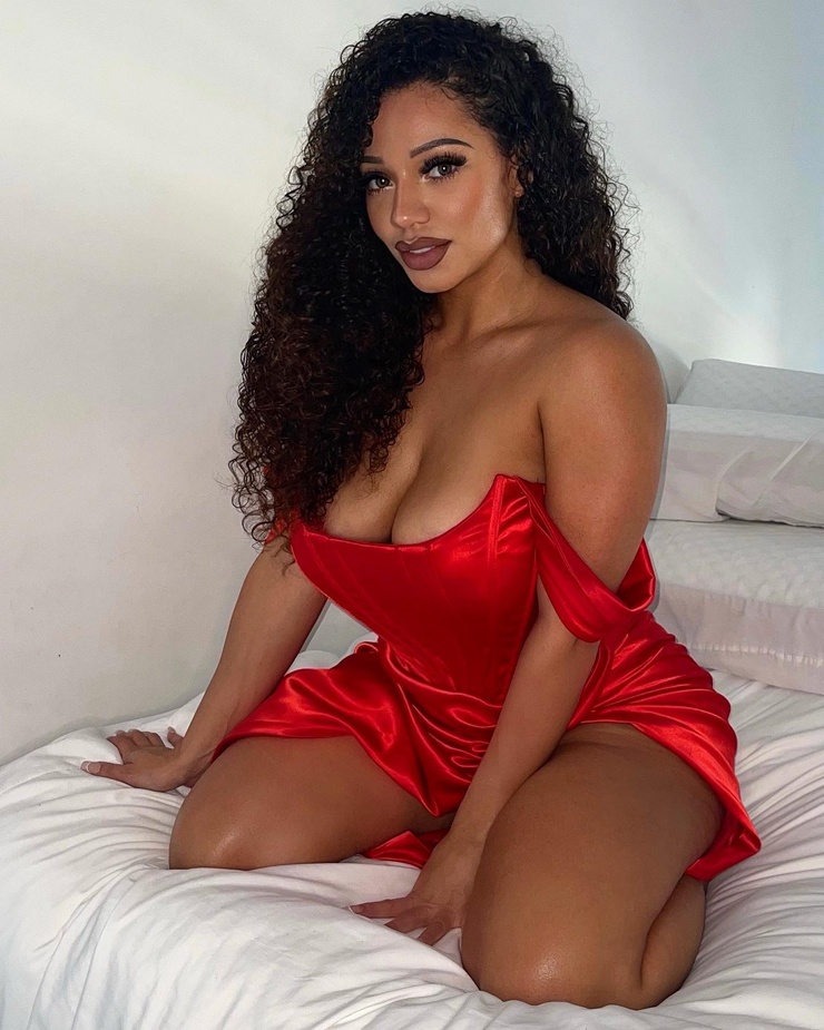 Natalie Tortelli Natalie Tortelli