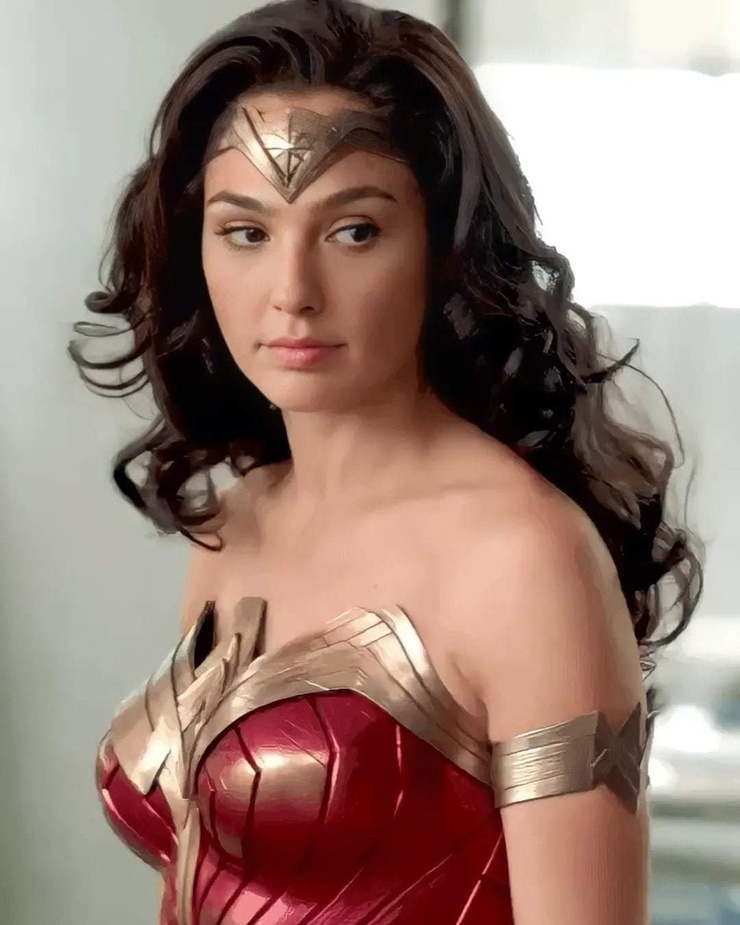 Gal Gadot Gal Gadot