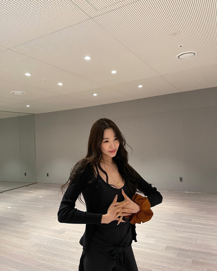 Hwang Mi-Young