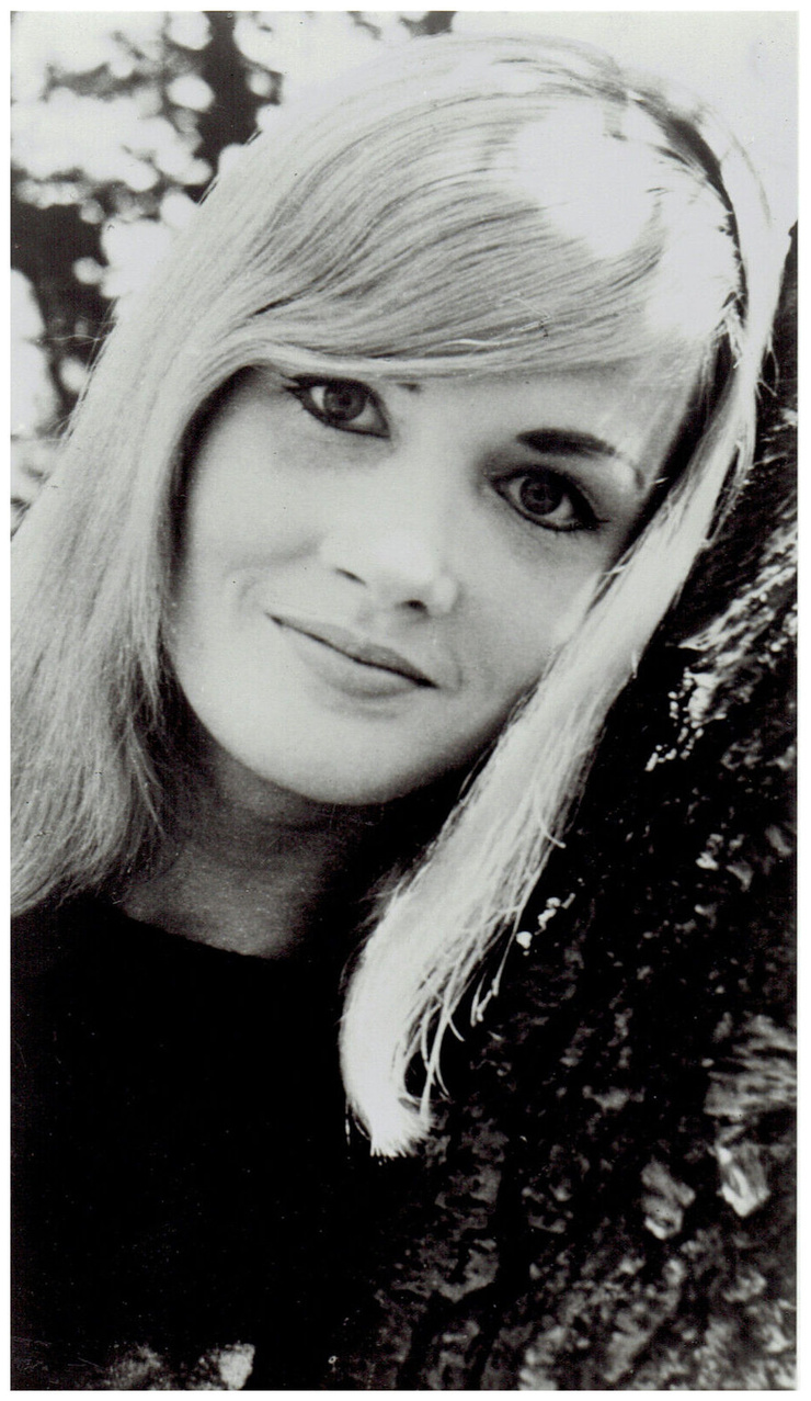 Nancy Barrett
