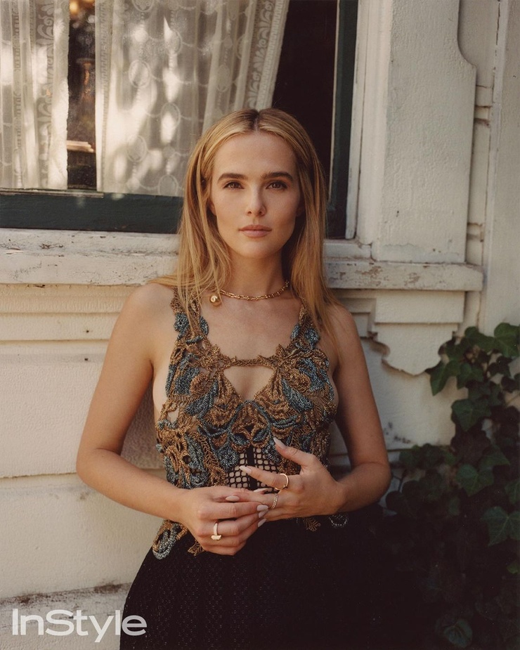 Zoey Deutch