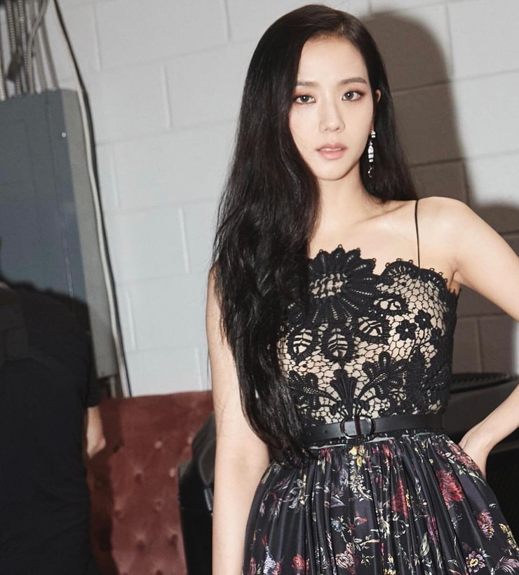 Picture of Kim Jisoo