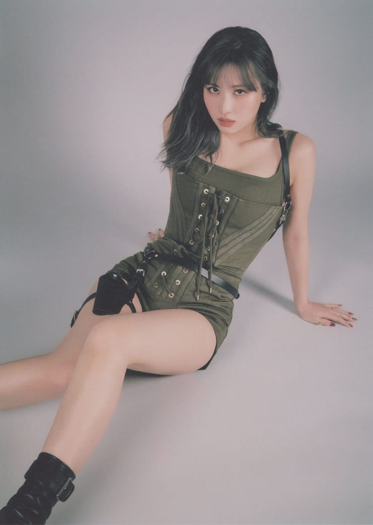 Hirai Momo