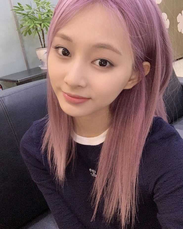 Chou Tzu-yu (Tzuyu)