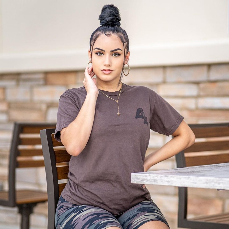 Hazel Zquad