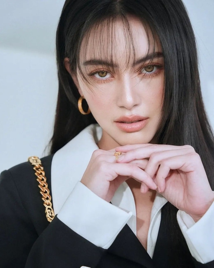 Davika Hoorne