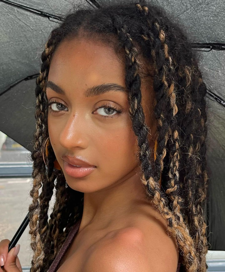 Chandra Scott