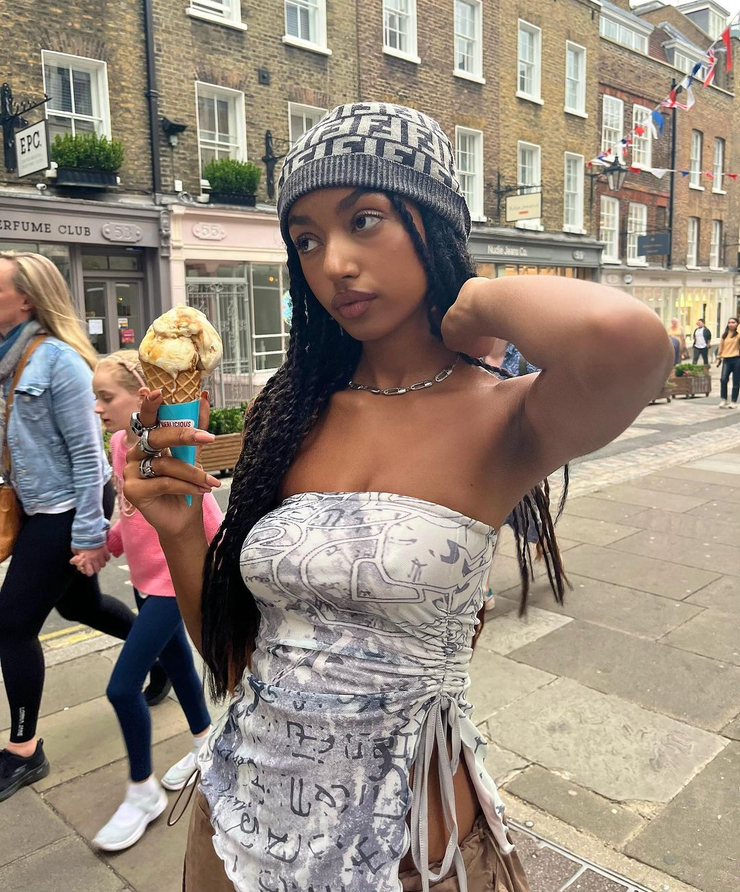 Chandra Scott