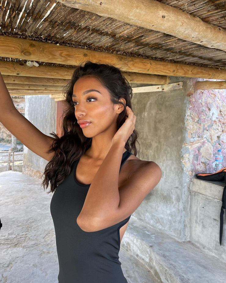 Alejandra Vidal II