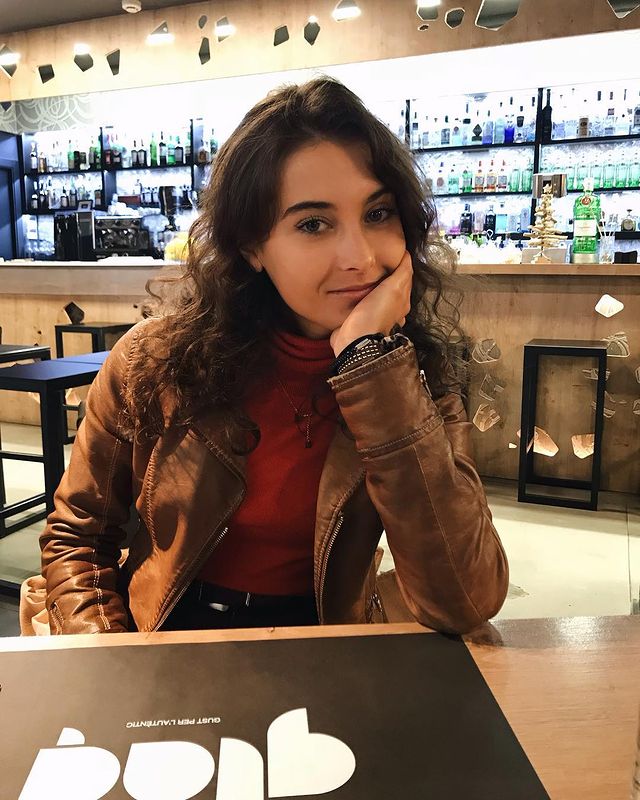 Suzie Marachet Suzie Marachet