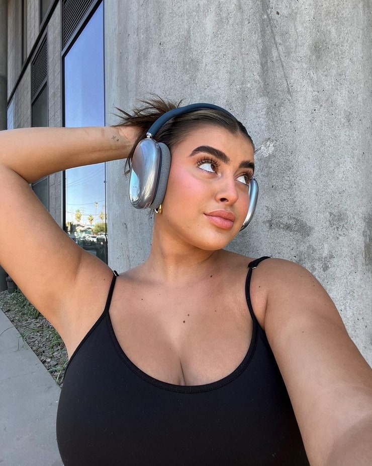 Kalani Hilliker