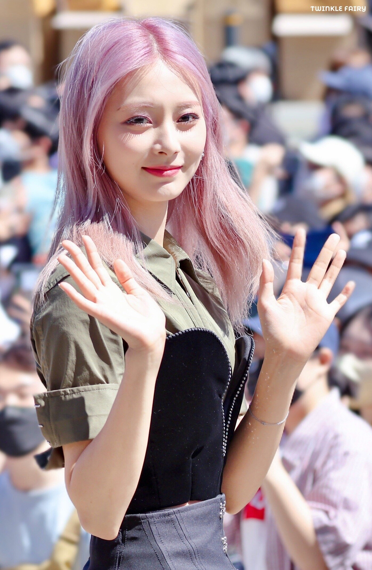 Chou Tzu-yu (Tzuyu)