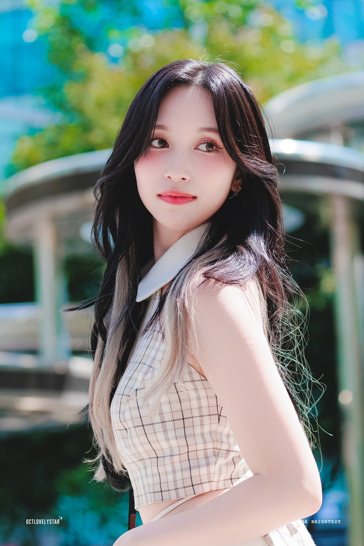 Myoui Mina