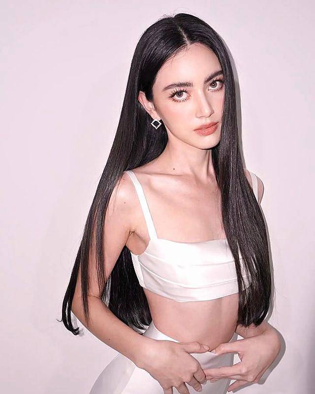 Davika Hoorne