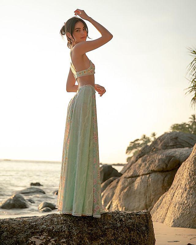Davika Hoorne Davika Hoorne