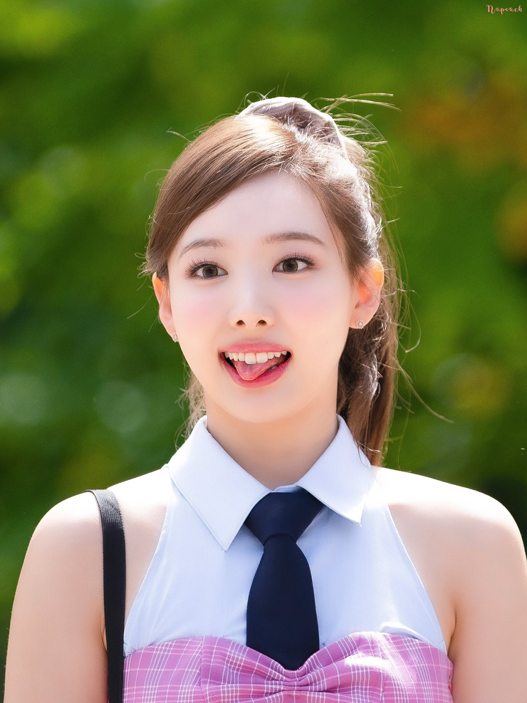 Im Nayeon
