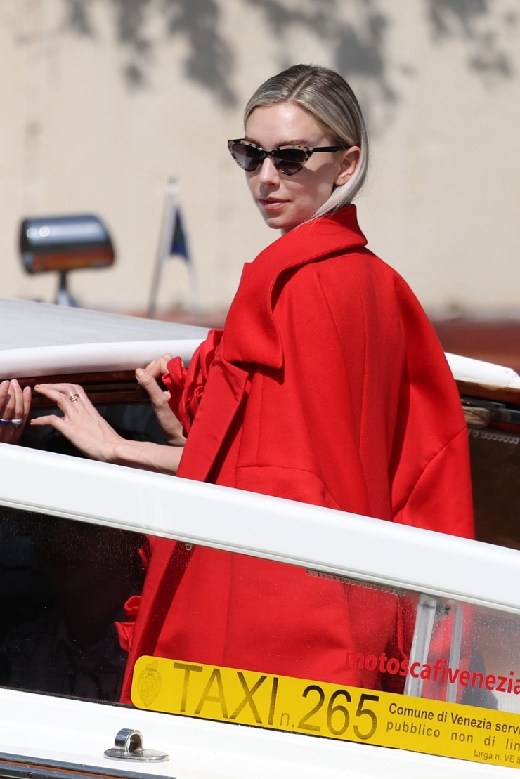 Vanessa Kirby picture