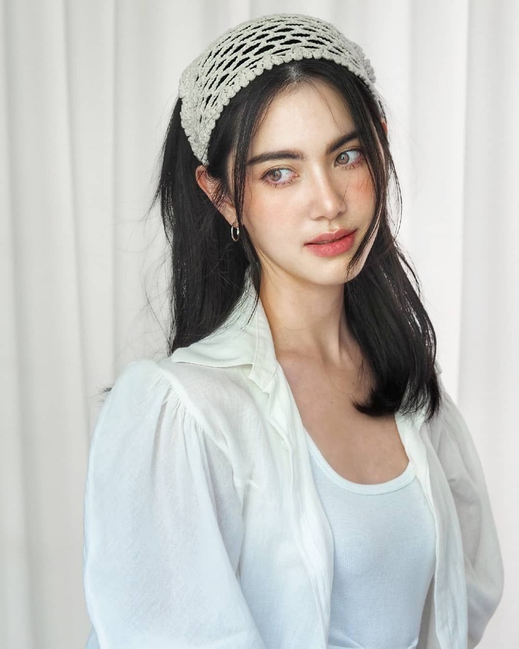 Davika Hoorne Davika Hoorne