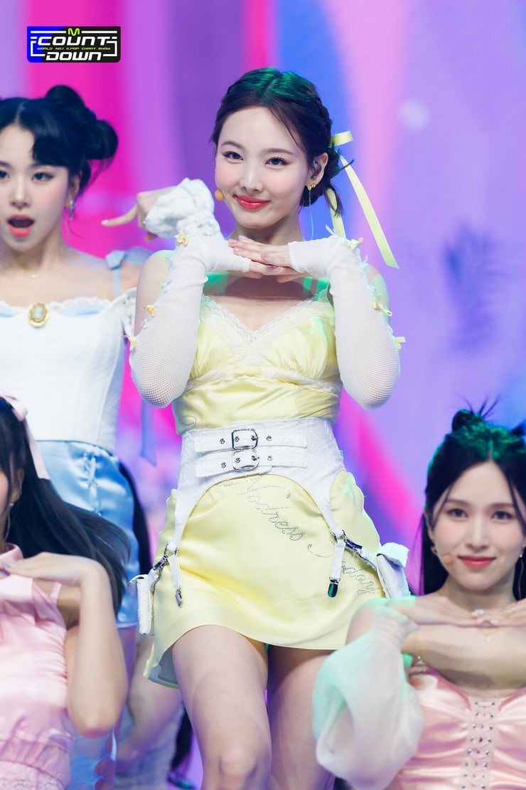 Im Nayeon